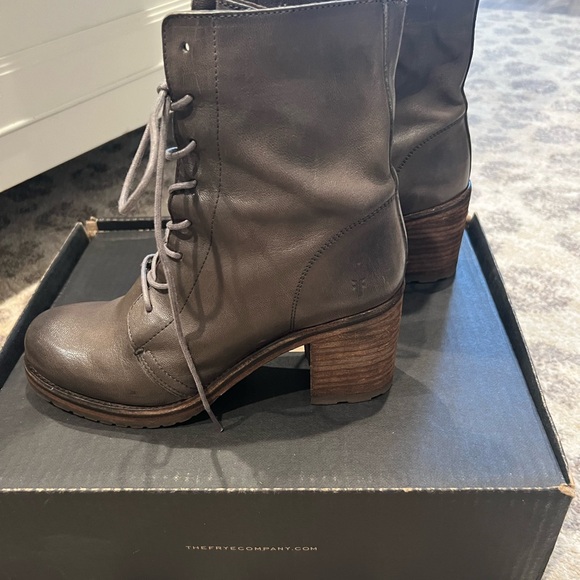 Frye boot - Picture 4 of 8